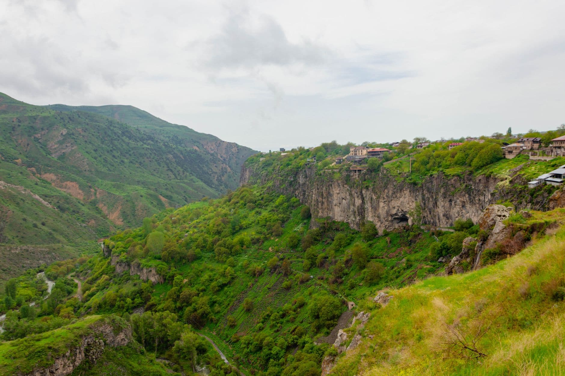 eSIM for Dilijan — destination 1
