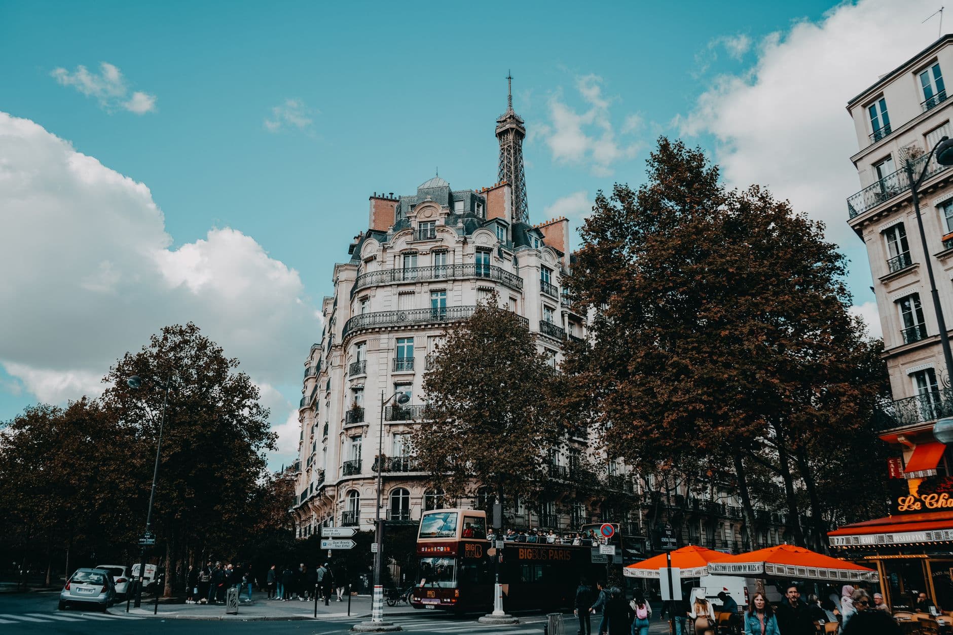 eSIM for Montpellier — destination 1