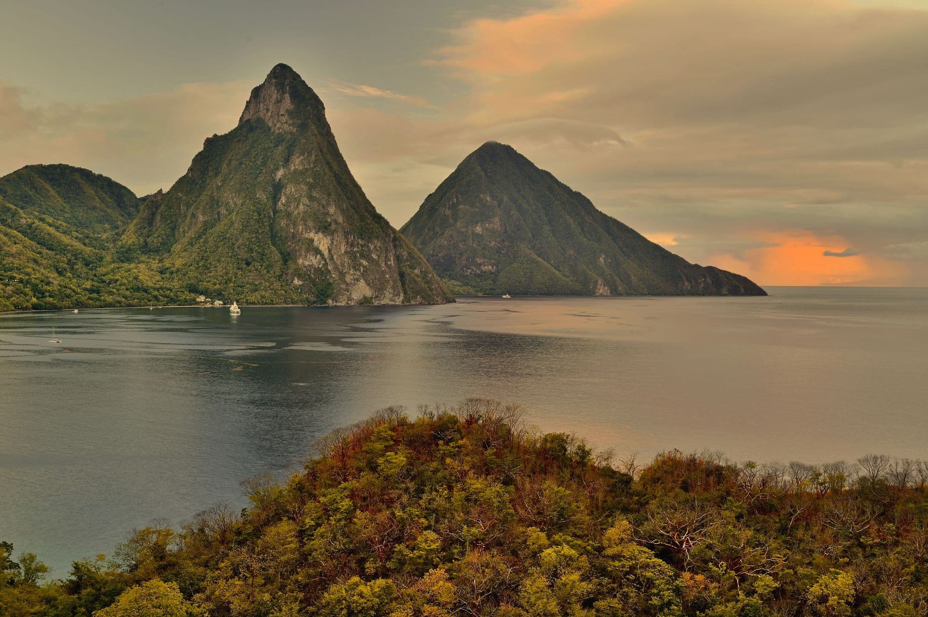 eSIM for The Pitons — destination 1